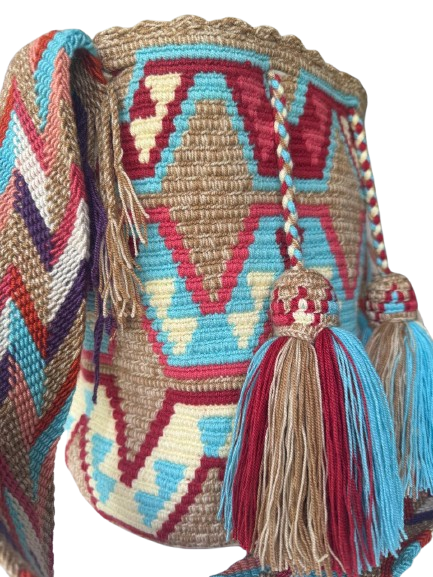 Los Wayuus – History, Identity and Ancestral Artistry